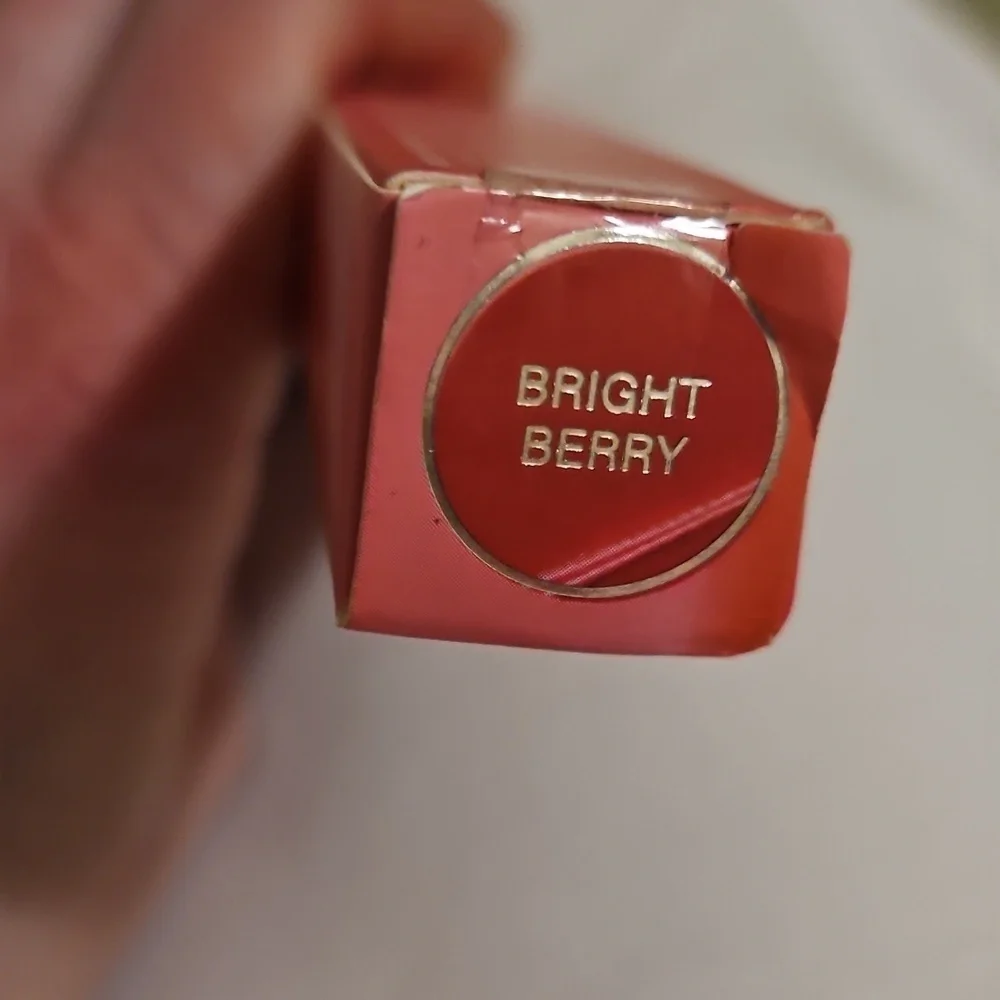 Velvety Kiss Matte Liquid Lipstick, Bright Berry, NIB, Never Opened